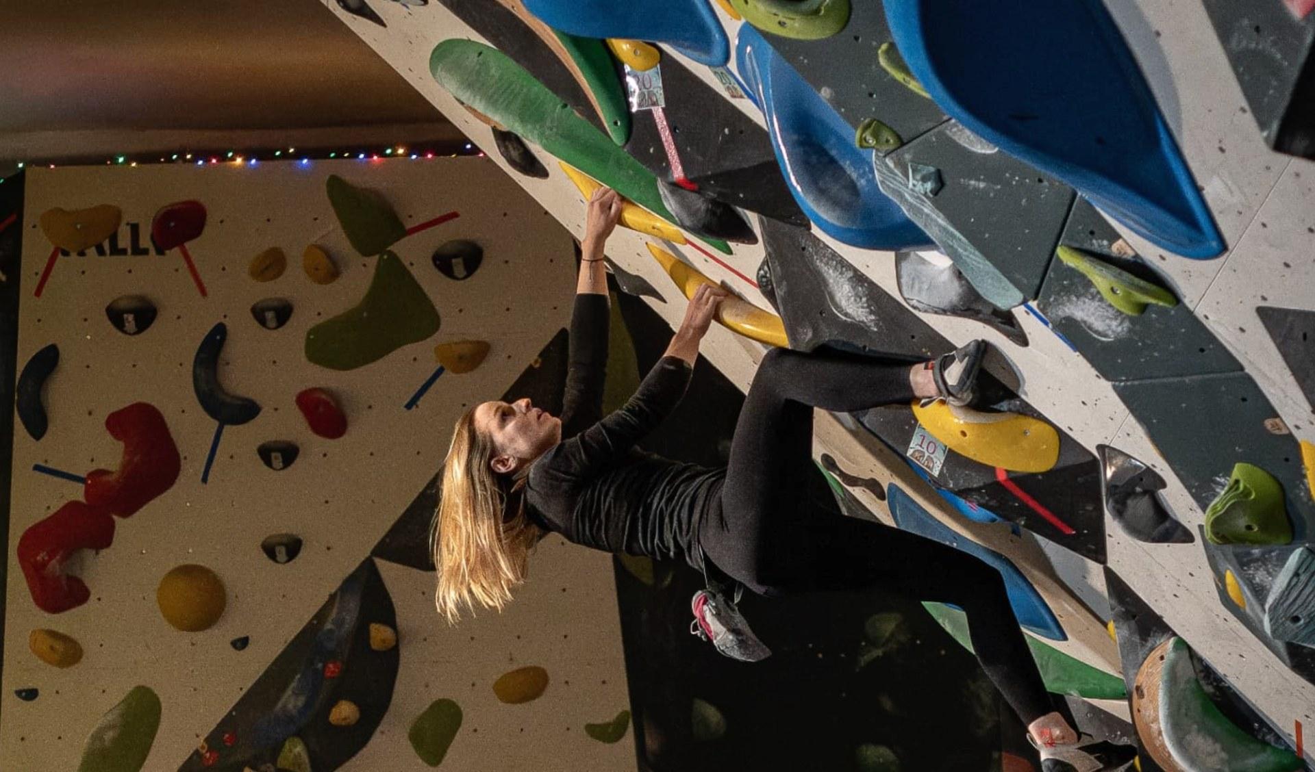 Bouldering w centrum Karkonoszy — Projekt Boulder, Jelenia Góra